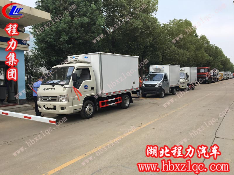 2019/10/08 西昌涼山高總在湖北程力集團(tuán)訂購(gòu)了三臺(tái)藍(lán)牌冷藏車(chē)，單號(hào)80107/80109