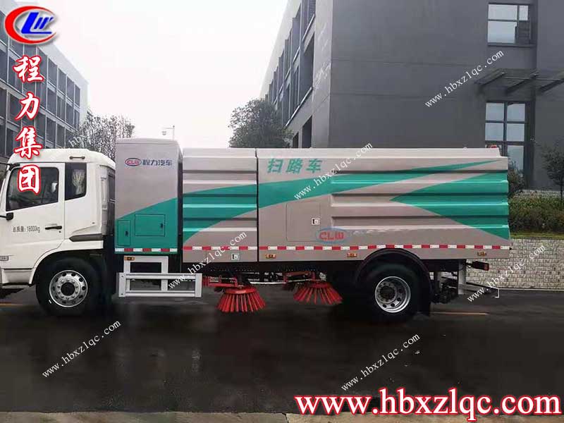 程力集團(tuán)純電動(dòng)的東風(fēng)天錦掃路車(chē)，經(jīng)濟(jì)又環(huán)保